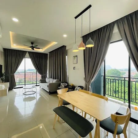 The Cove Premium Suites 7-13Pax By Iwh Suites Ipoh Exterior photo