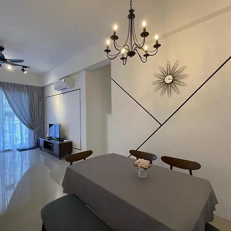 The Cove Premium Suites 7-13Pax By Iwh Suites Ipoh Room photo